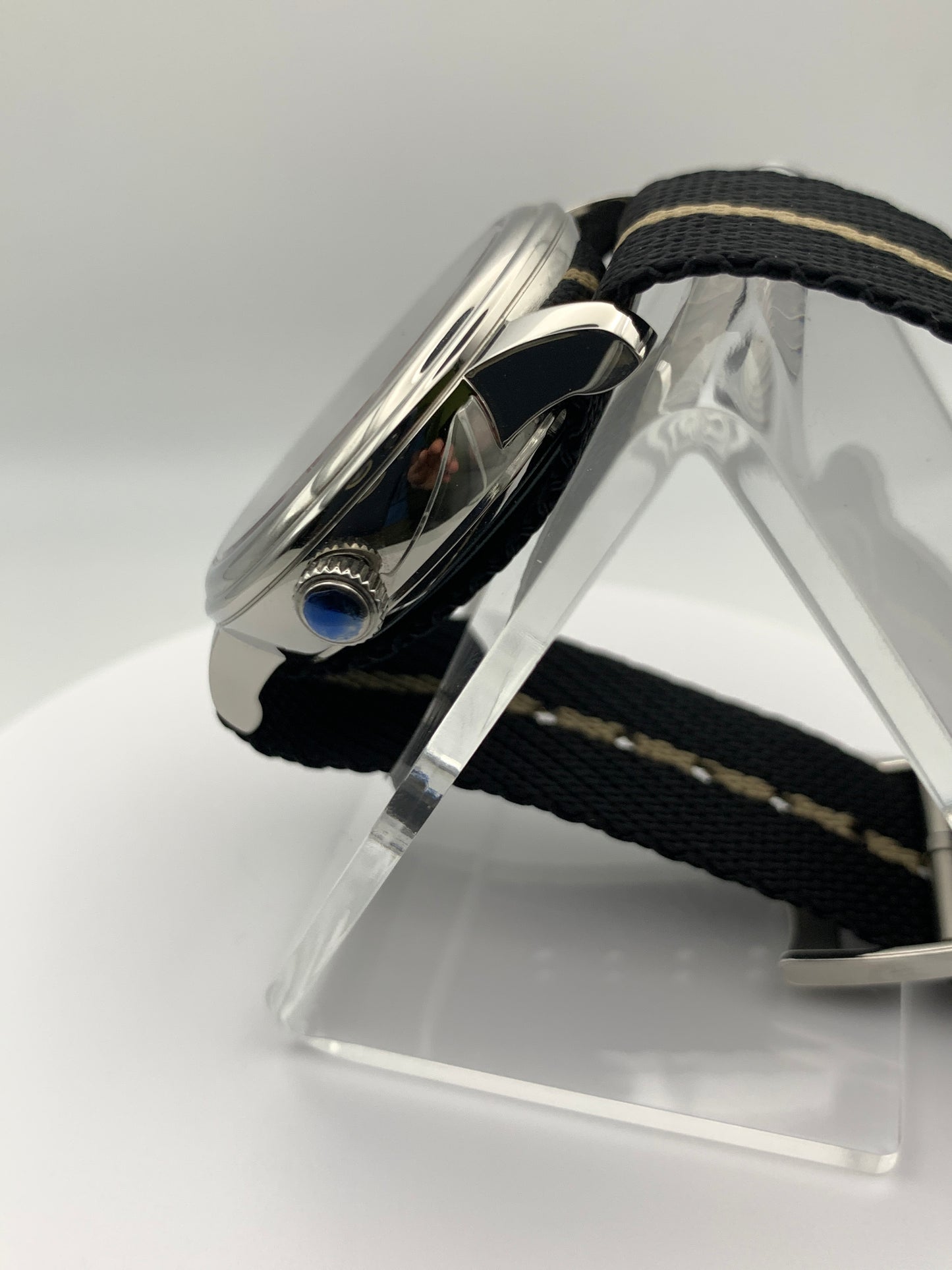 40mm Black shutter sport watch.