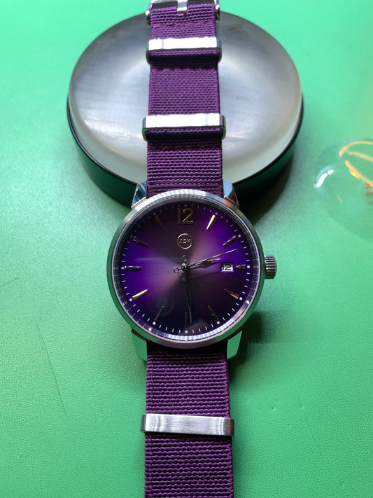Ultraviolet. 40mm stainless steel case. Sapphire crystal. Seiko NH35.