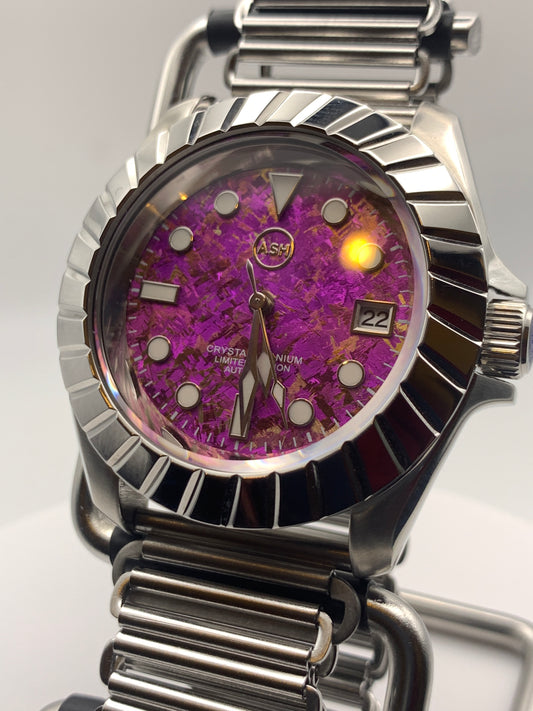 Party-whirl. 41mm Stainless steel. Sapphire crystal. Seiko NH35. Bonklip.