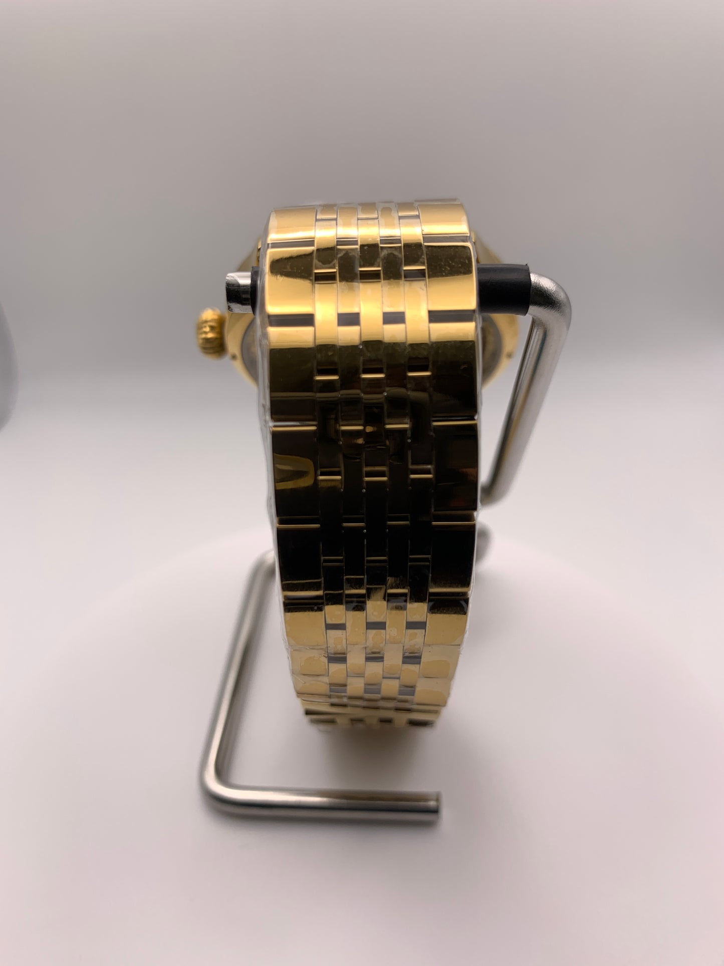 Spring Island. 41mm 18k plated stainless steel case. Sapphire crystal