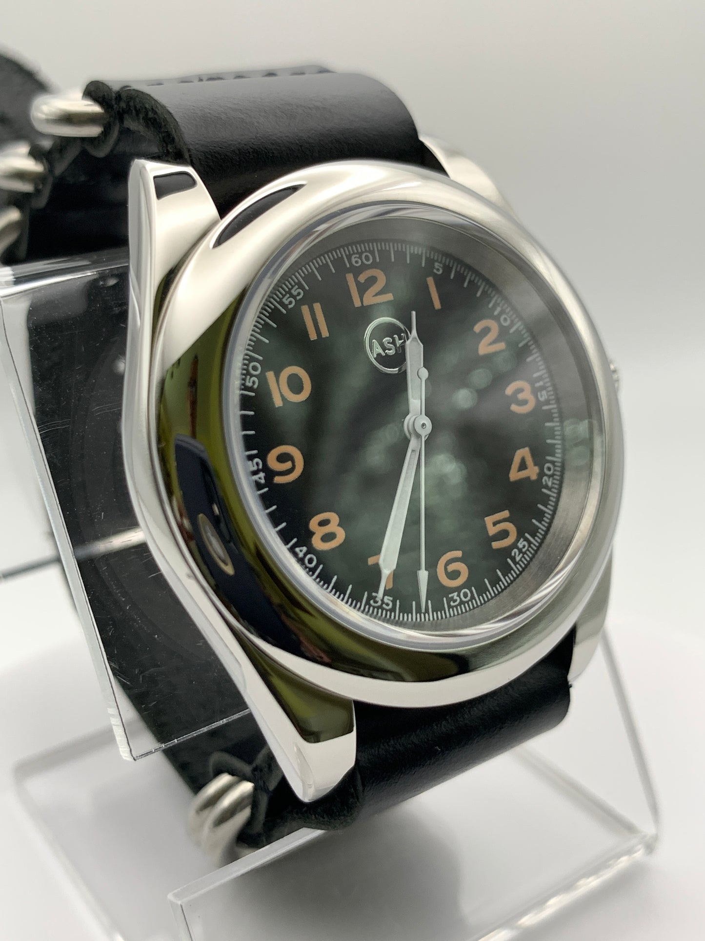 39mm Black and vintage yellow field watch.