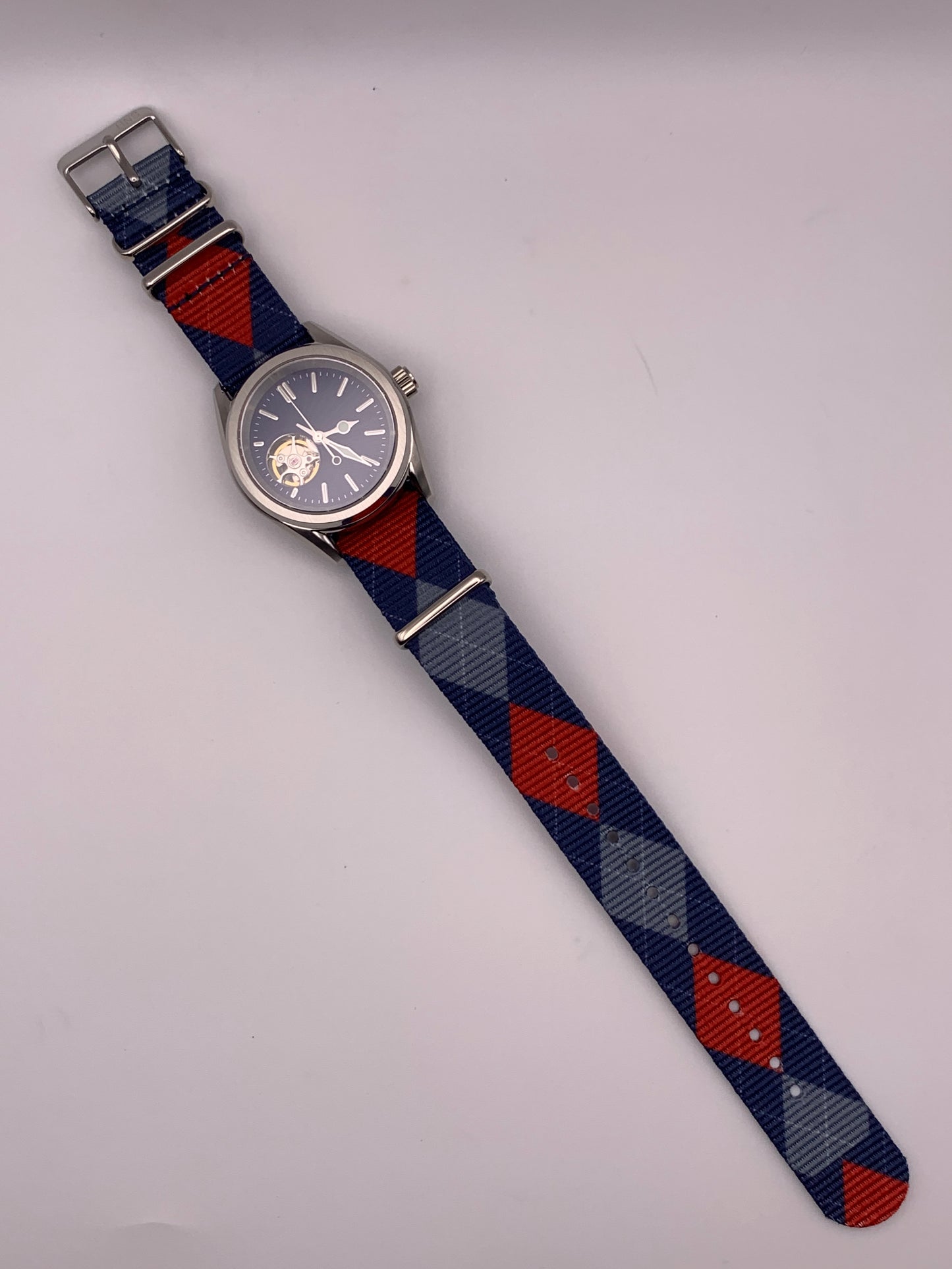 Blue Shift. 38mm Stainless steel. Sapphire crystal. Seiko NH38.