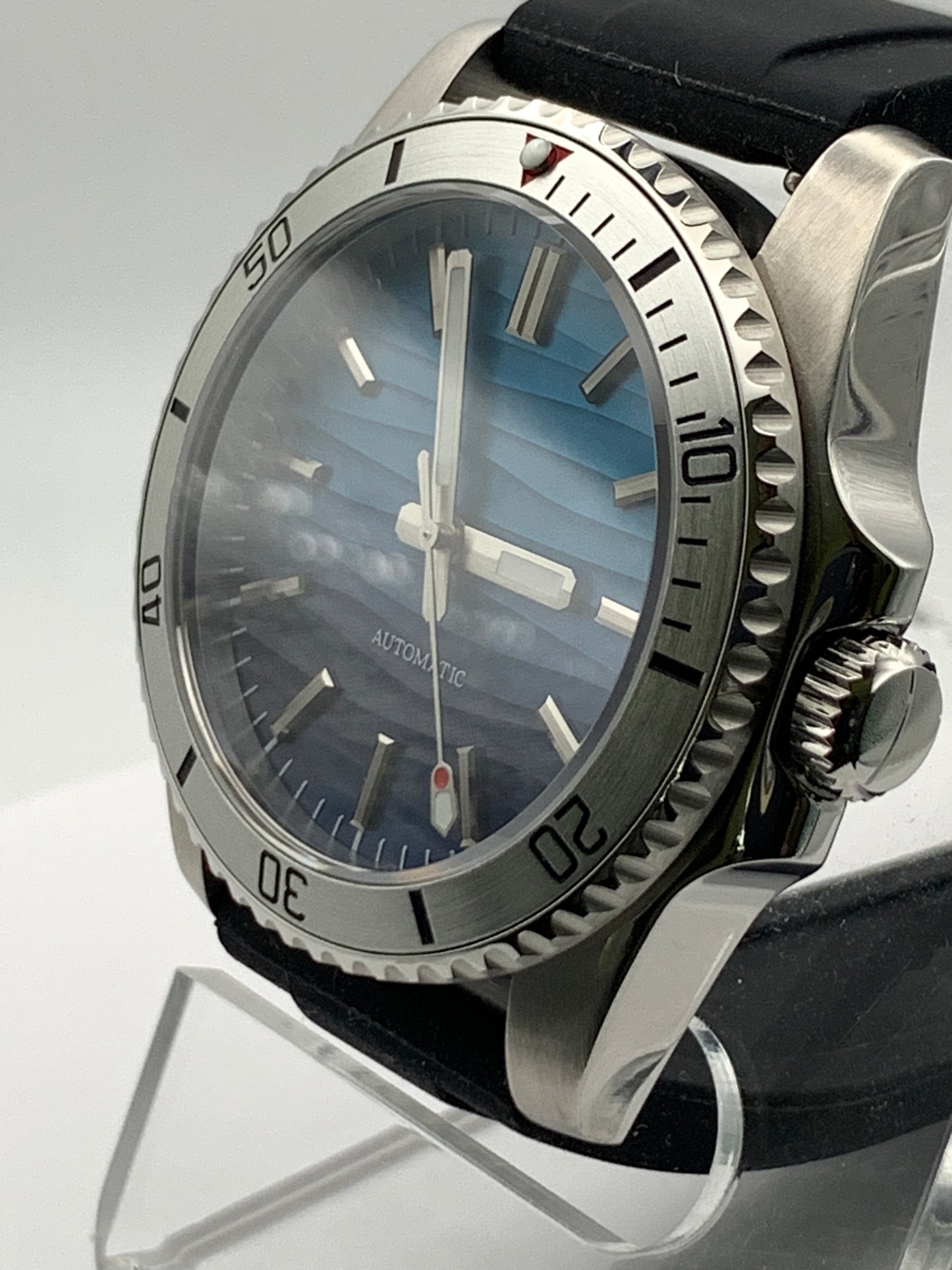37mm Dive Watch. Blue fade wave dial.