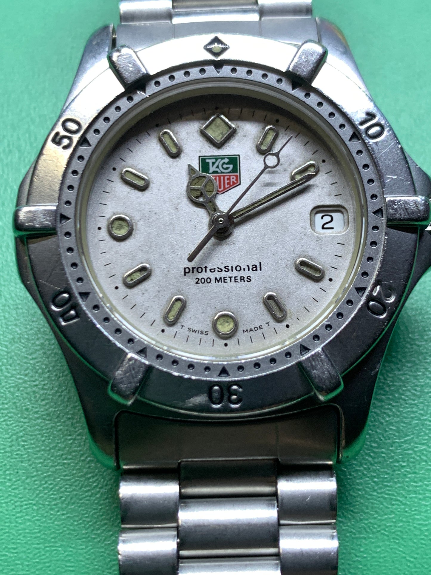Tag Heuer WE1211-R. Restoration. 34mm Stainless steel case. Sapphire crystal. New movement.
