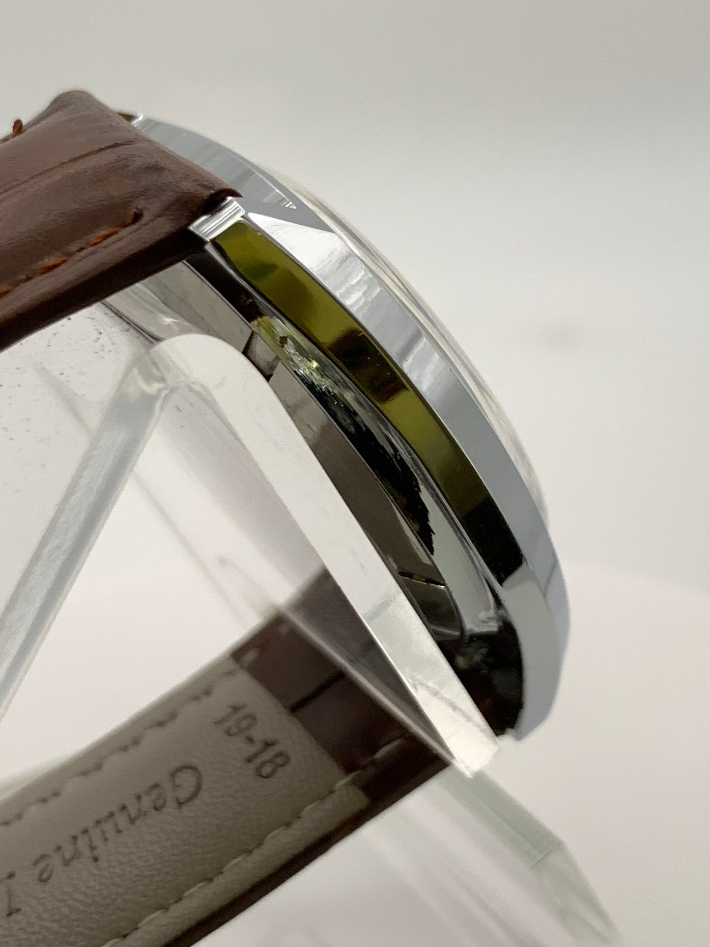 Neo vintage white dial roman numerals. NOS Gruen case.