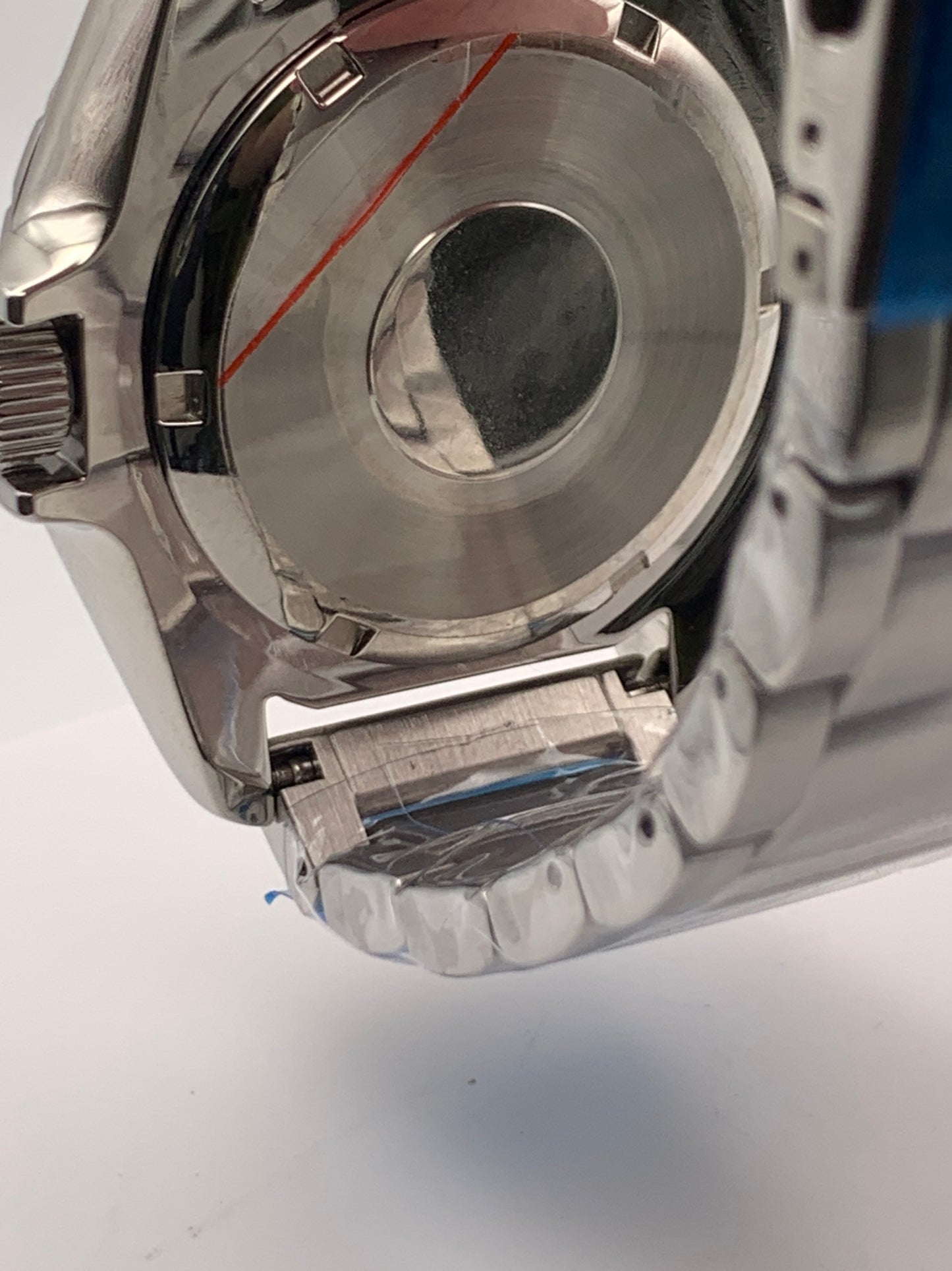 Mariana. 41mm Stainless Steel. Sapphire crystal. Crystal titanium dial. Seiko NH35.
