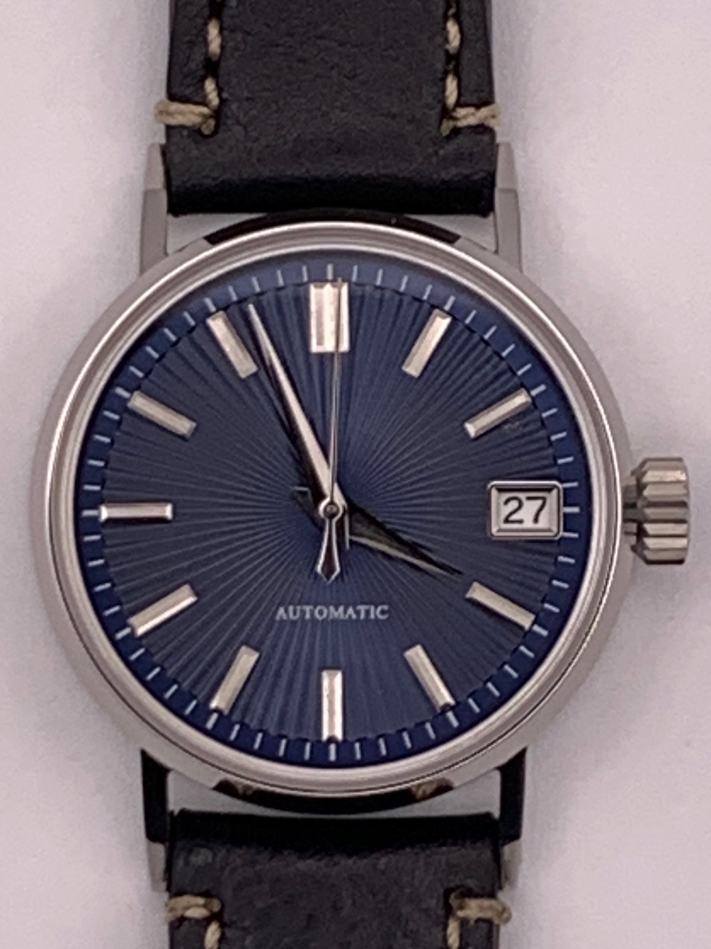 Vanishing Point. 33mm minimalist stainless steel case. Sapphire crystal. Seiko NH35.