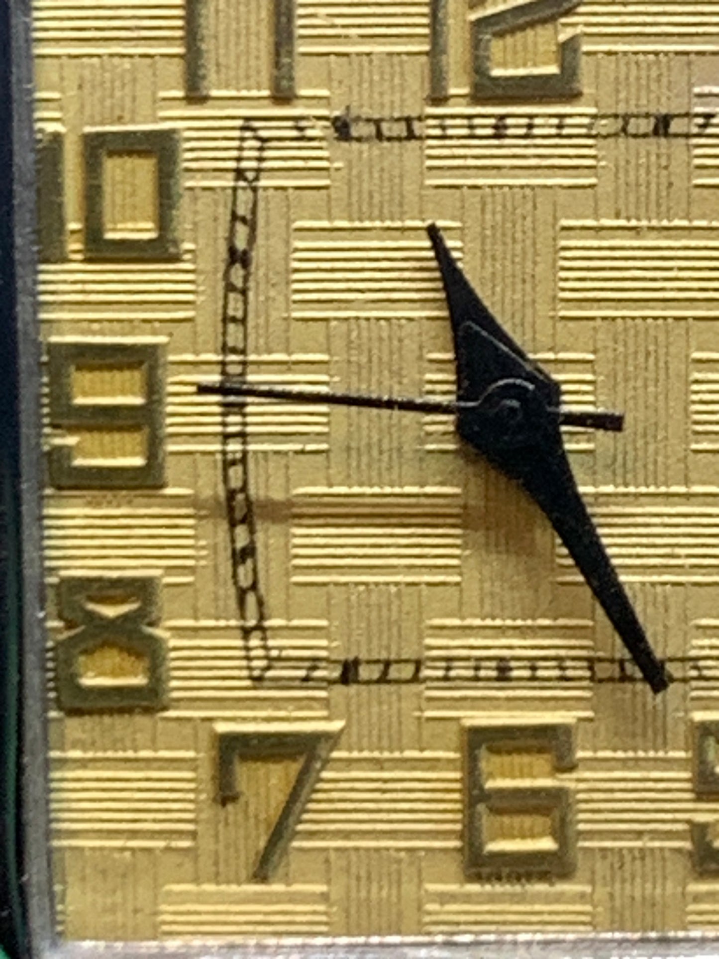 Feather 1.3 - Vintage 25mm plated brass 2 piece case. 38mm lug to lug. 16mm lug width. 8.5mm thick. Acrylic crystal. Miyota Super 2035 movement.