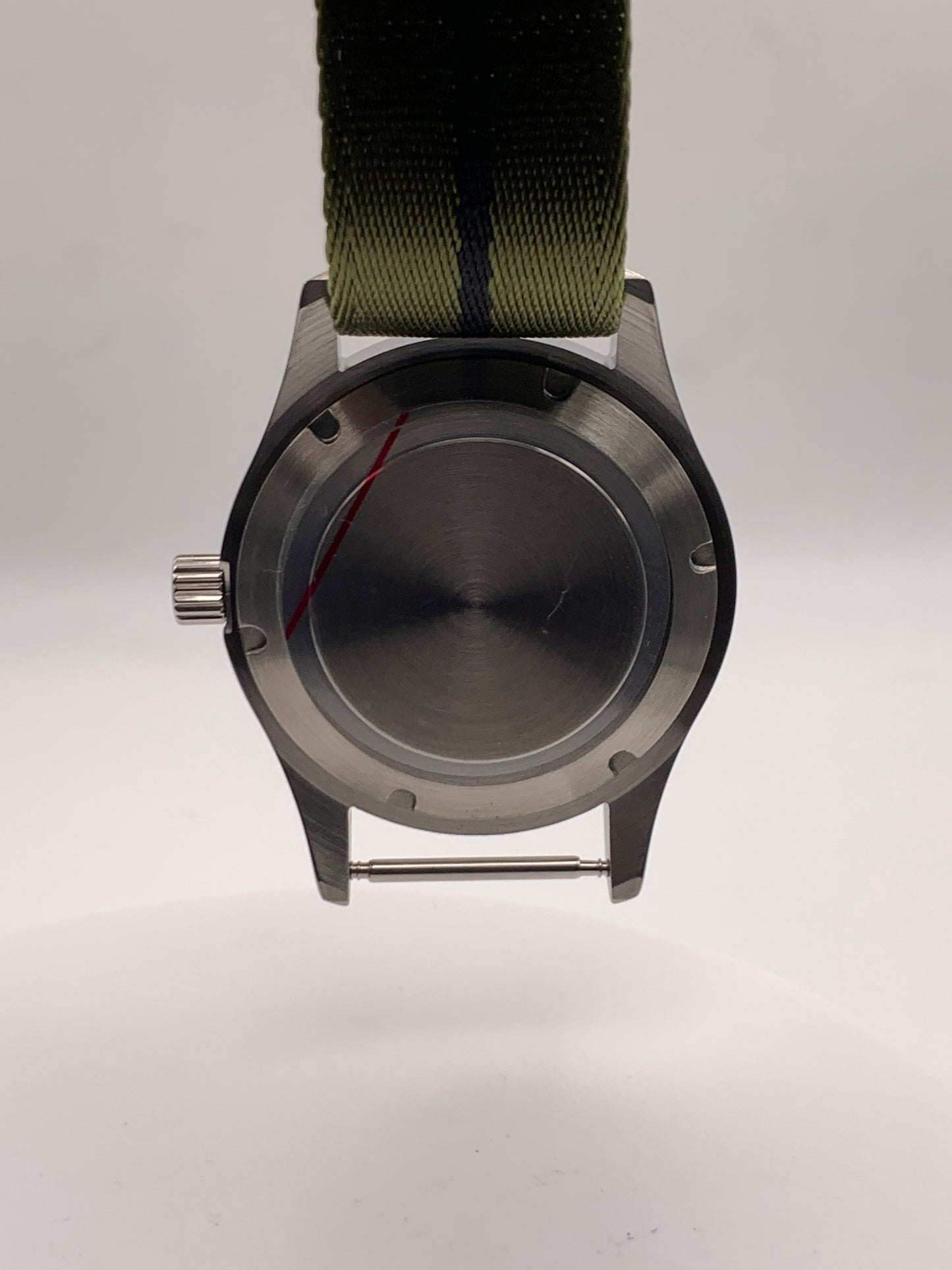 Fangorn 1.4 - 39mm brushed stainless steel. Sapphire crystal. Textured dial. Seiko NH35.