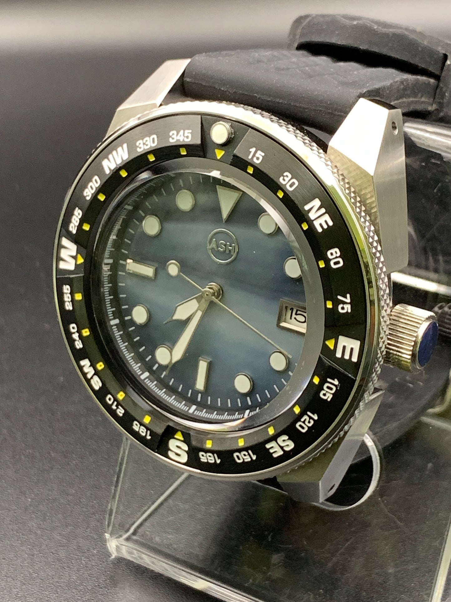 Land warrior grey mother of pearl.