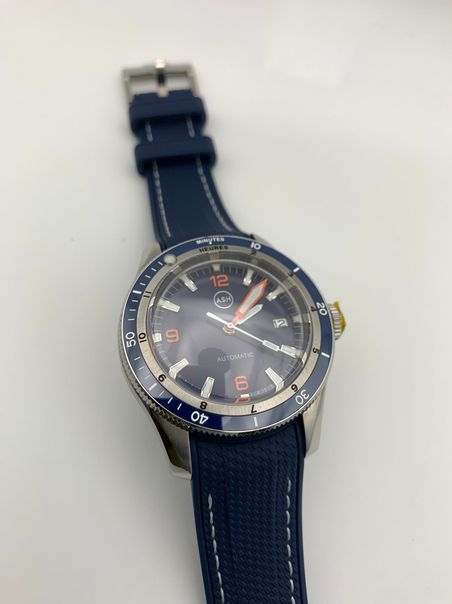 Custom Automatic Blue and Orange Dive Seiko Wristwatch