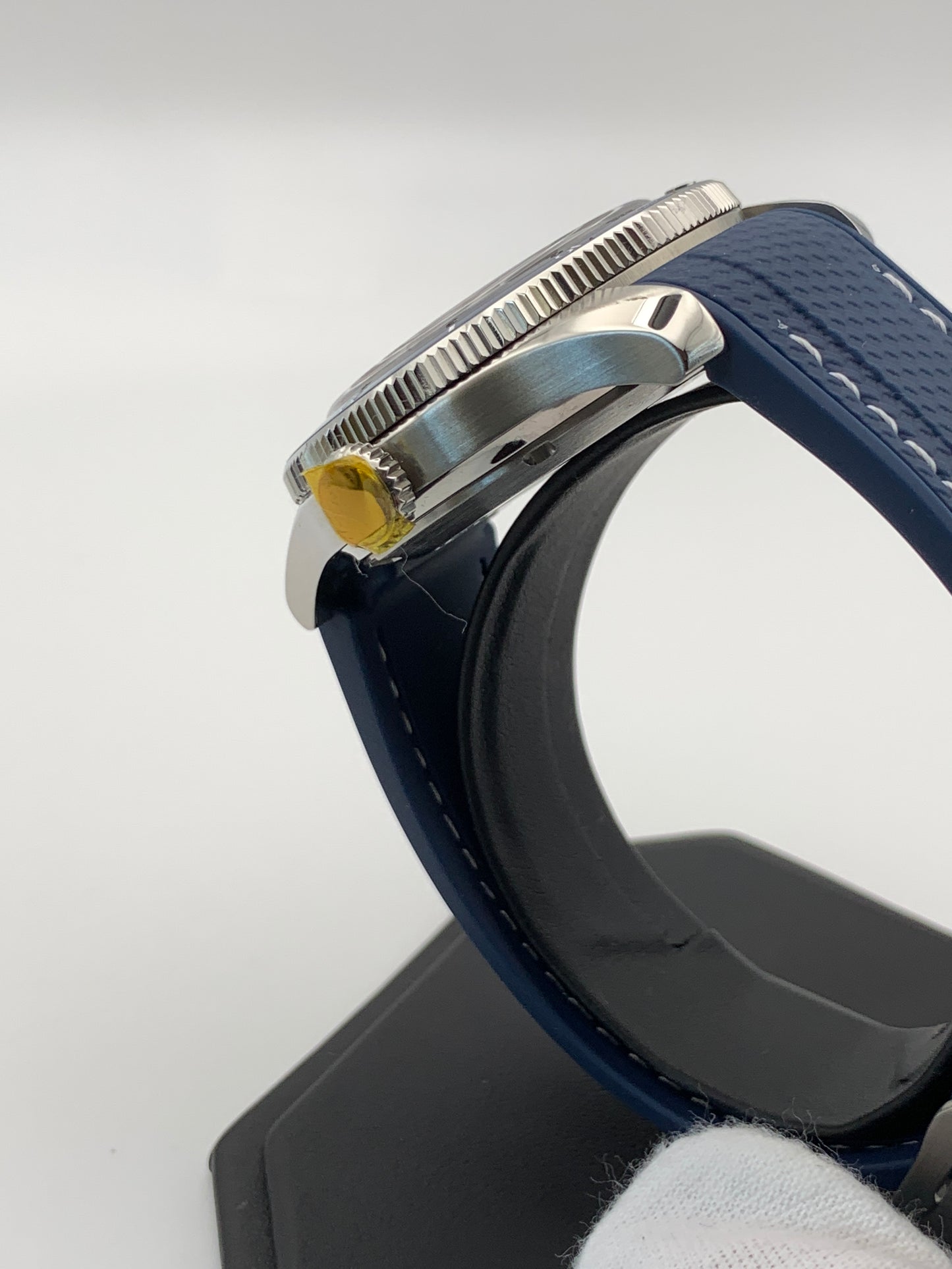 Custom Automatic Blue and Orange Dive Seiko Wristwatch