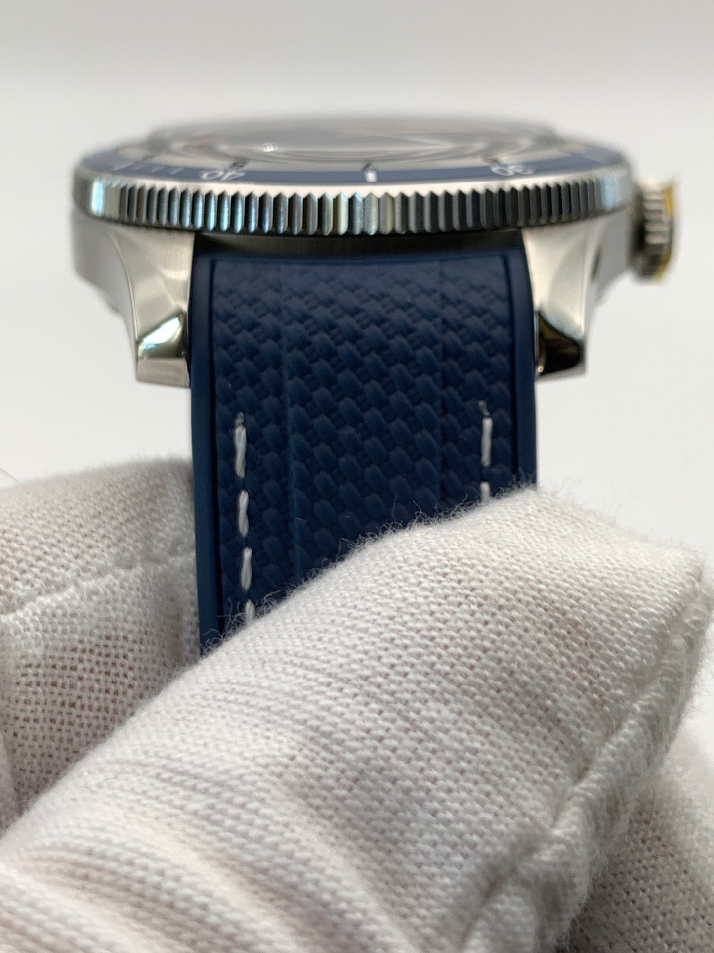 Custom Automatic Blue and Orange Dive Seiko Wristwatch