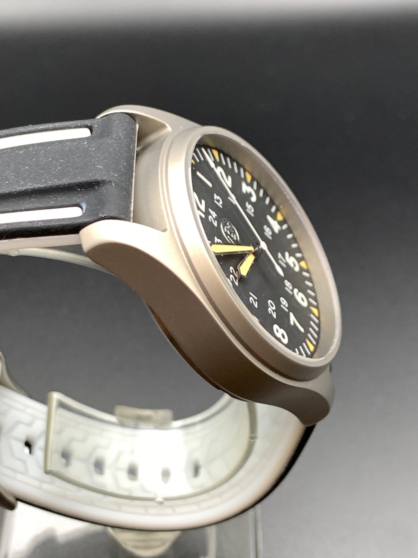 39mm Titanium Field Watch. Seiko NH38 Automatic.