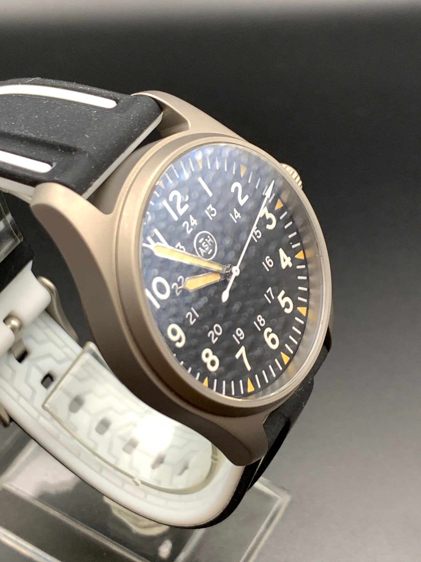 39mm Titanium Field Watch. Seiko NH38 Automatic.