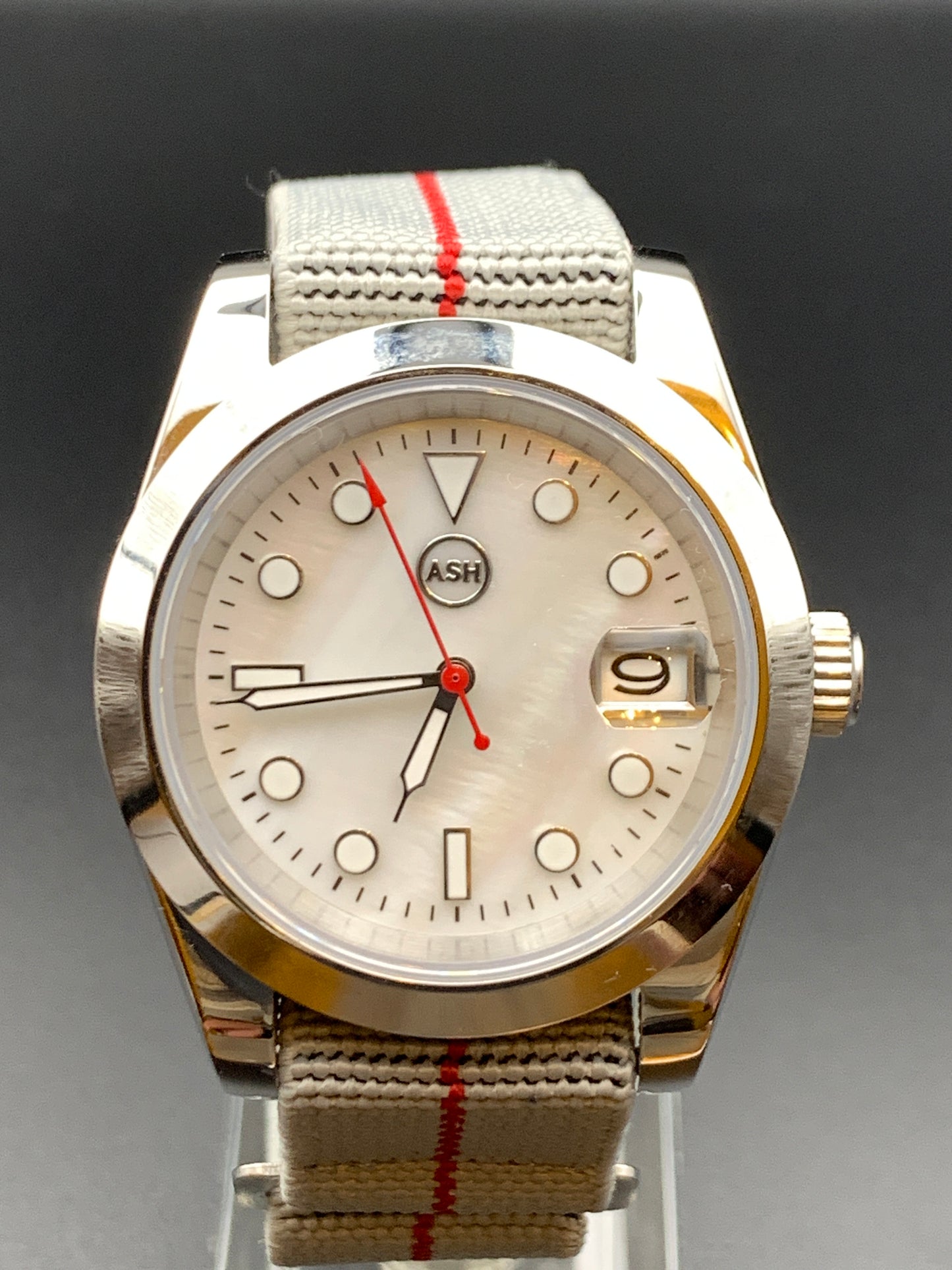 White Mother of Pearl Dial Red Accents. Seiko NH35 Automatic