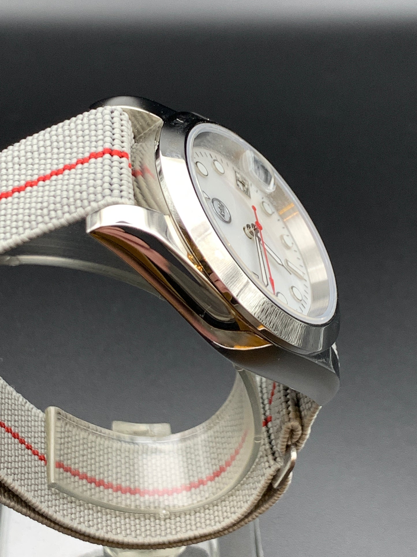 White Mother of Pearl Dial Red Accents. Seiko NH35 Automatic