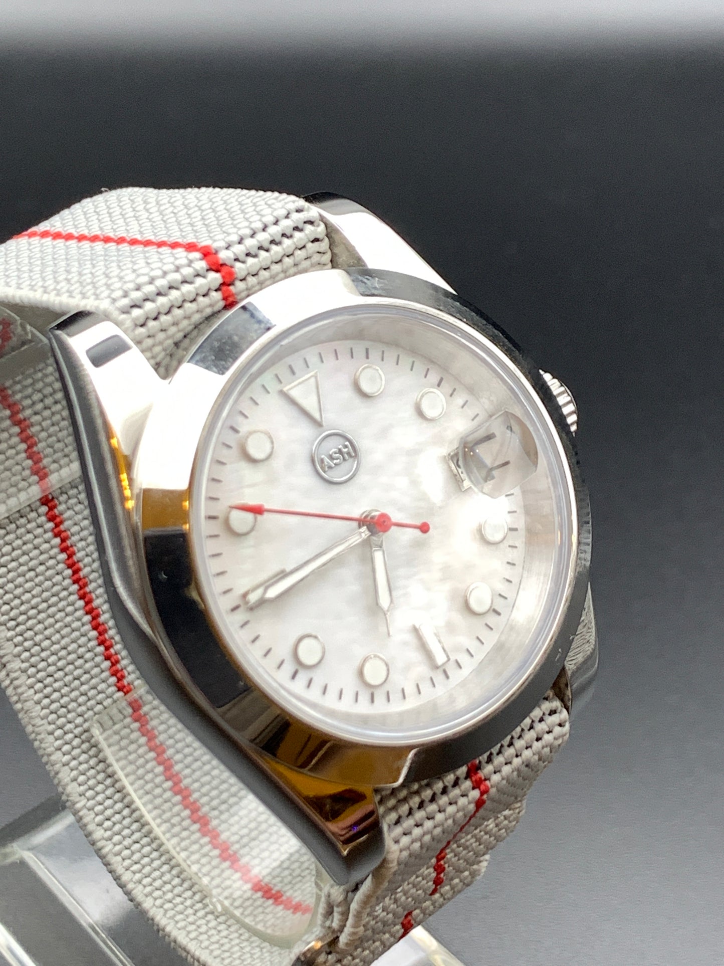 White Mother of Pearl Dial Red Accents. Seiko NH35 Automatic