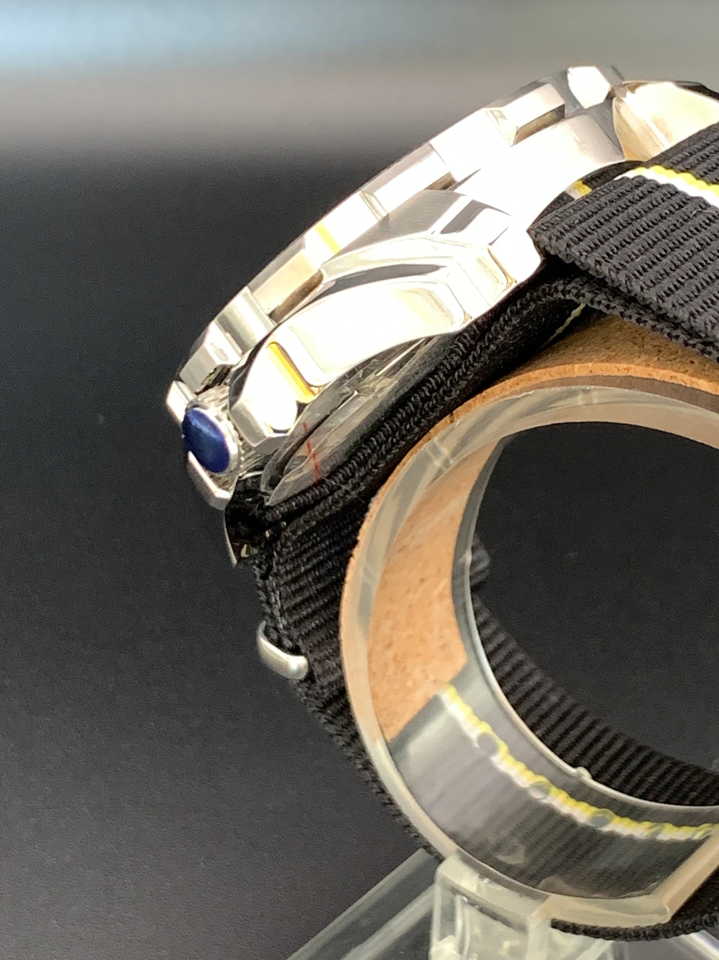 Yellow Countdown Sport Wristwatch Seiko NH35