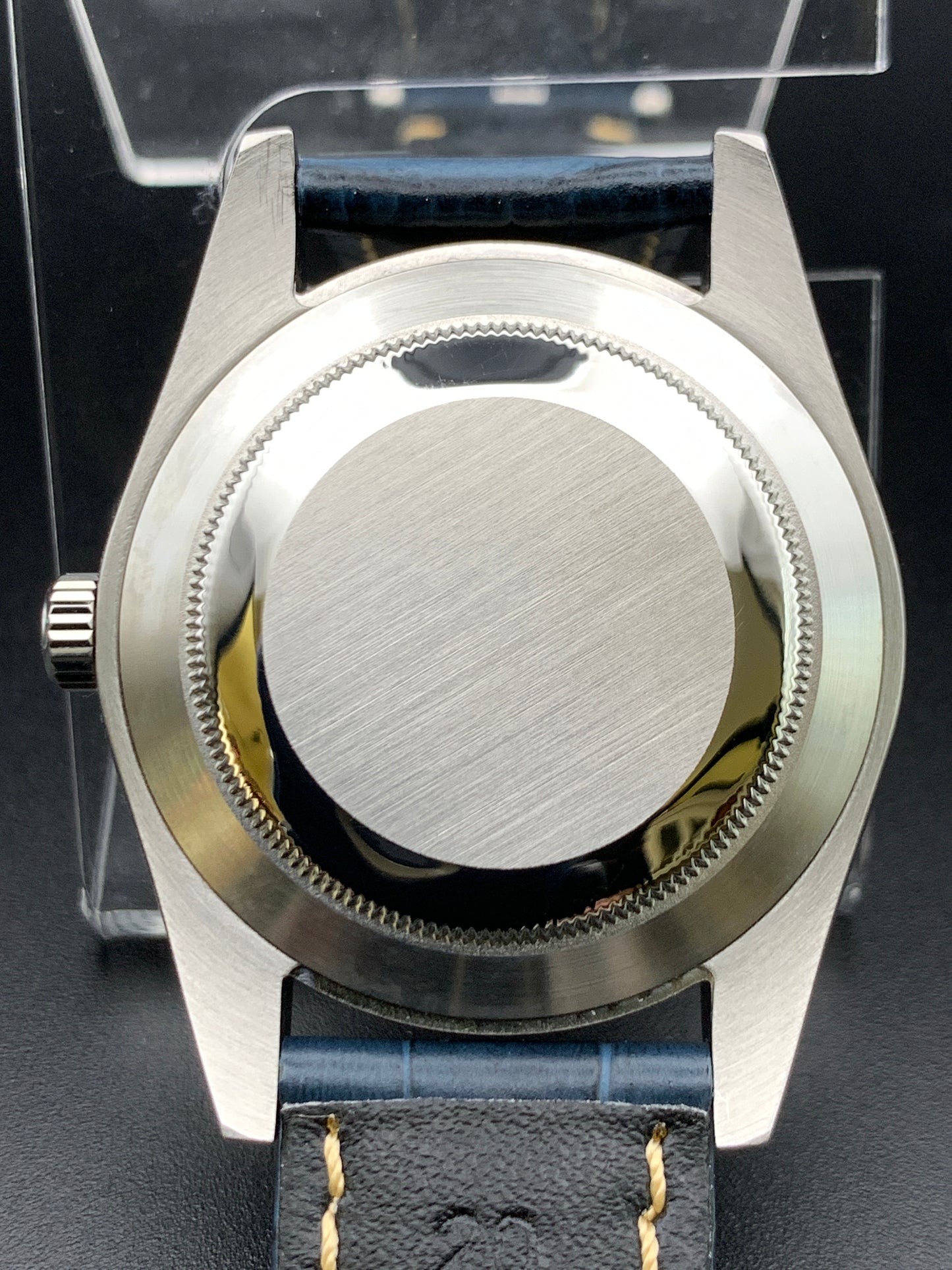 Black Mother of Pearl Sport Watch. Seiko NH35.