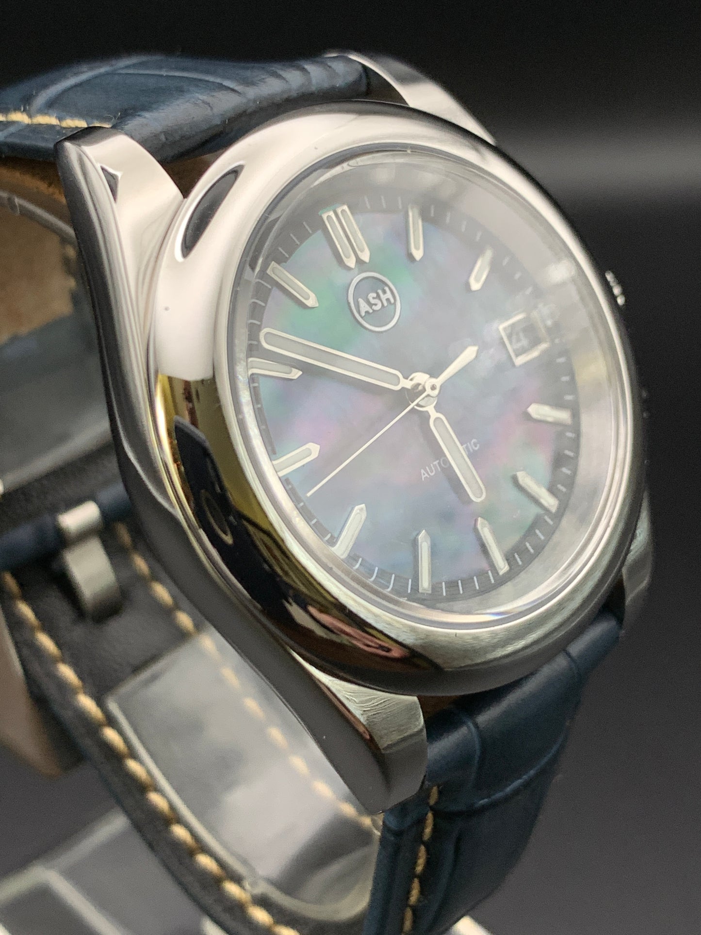Black Mother of Pearl Sport Watch. Seiko NH35.