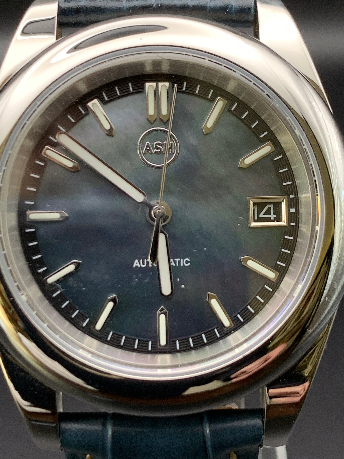 Black Mother of Pearl Sport Watch. Seiko NH35.