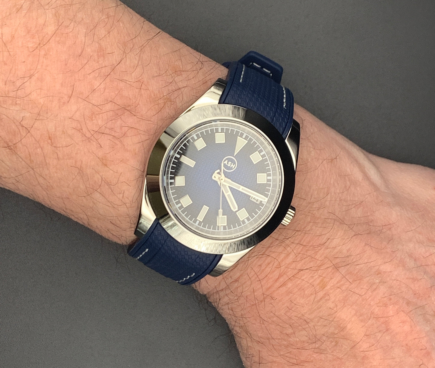 Blueburst Textured Dial Sports Watch. Seiko NH35.