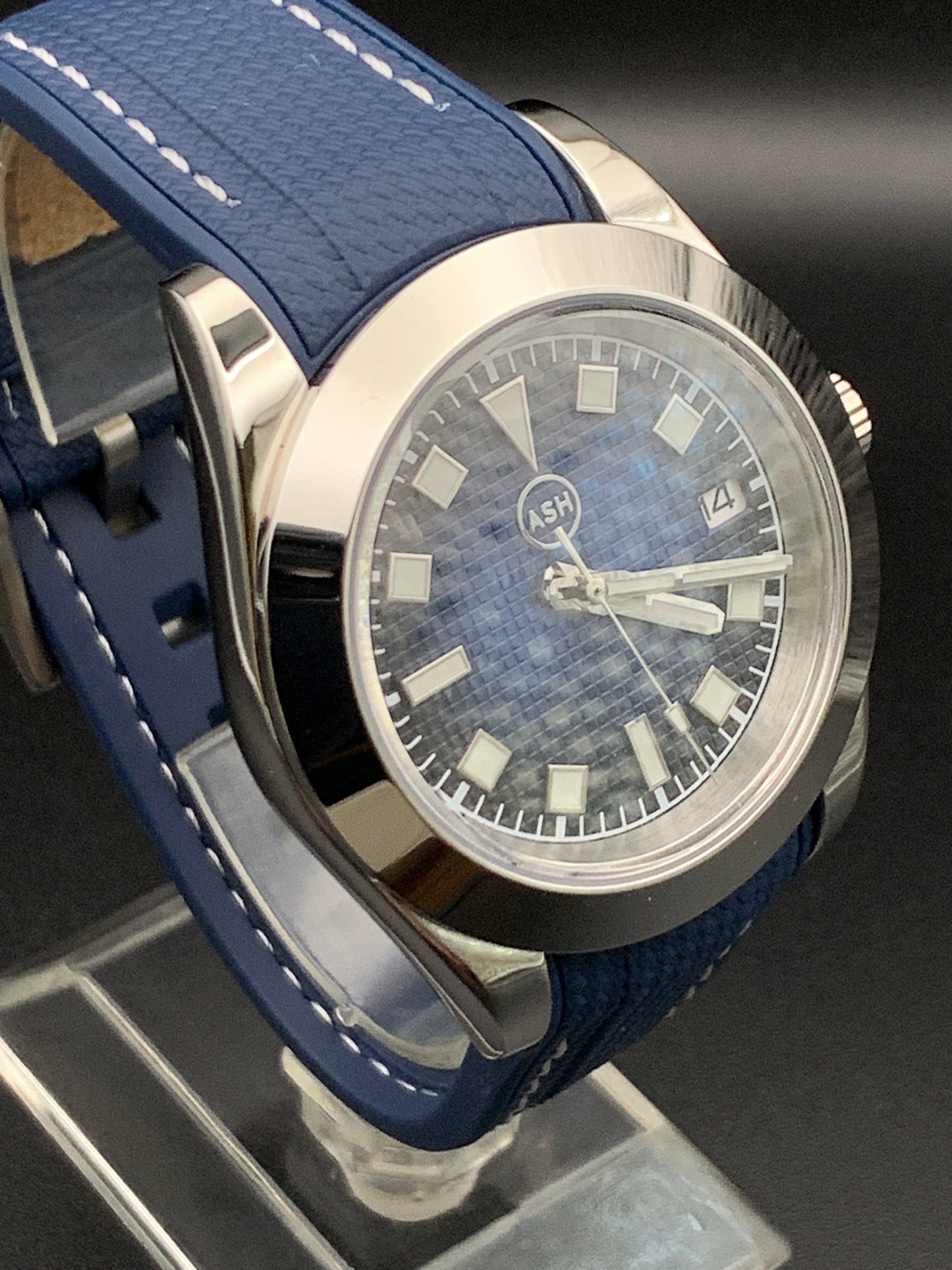 Blueburst Textured Dial Sports Watch. Seiko NH35.