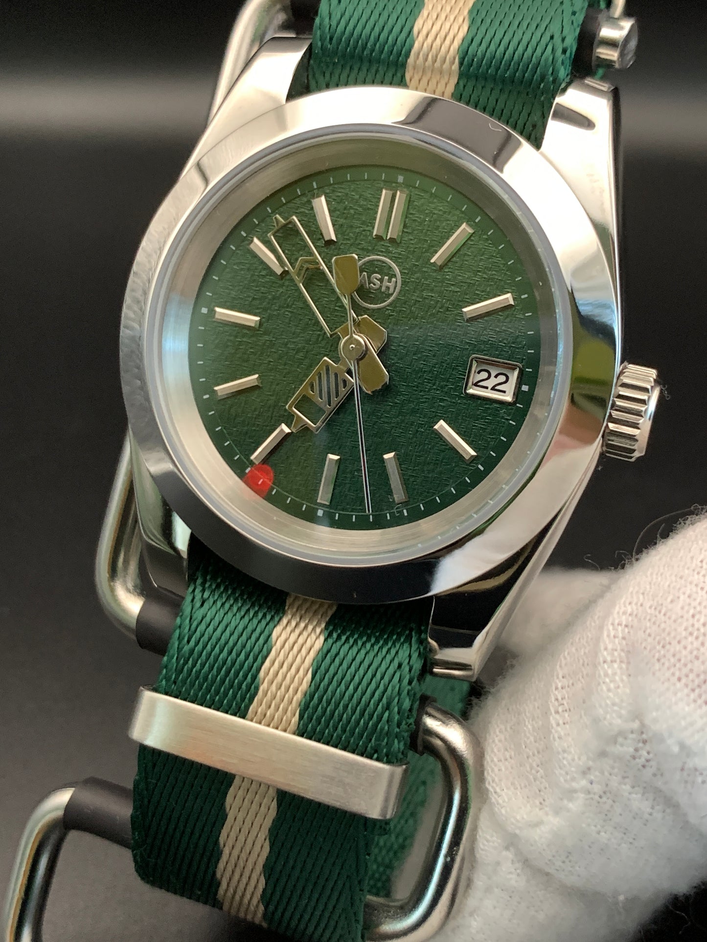Green and Silver Sport Watch. Eagles colors. Seiko NH35.