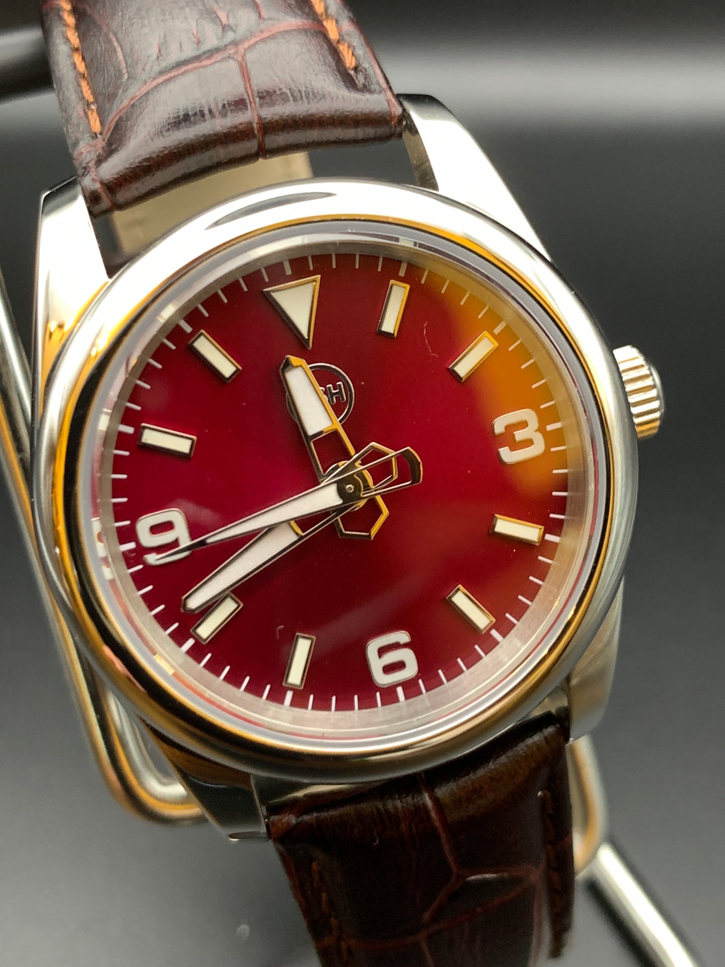 Crimson Dial. 36mm Dress Watch. Unique Handset.