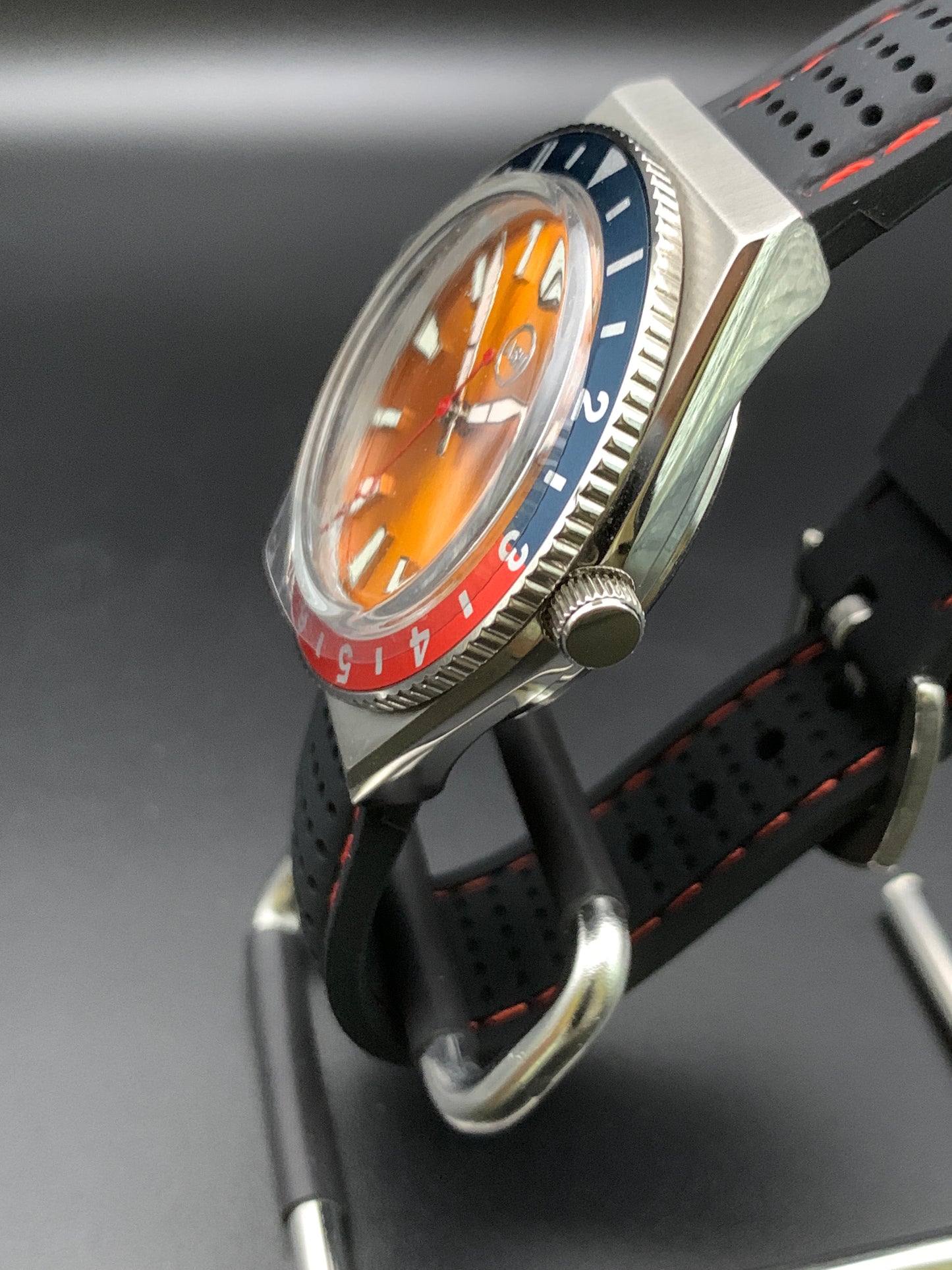 Pogue Style Retro Dive Watch. Seiko NH35