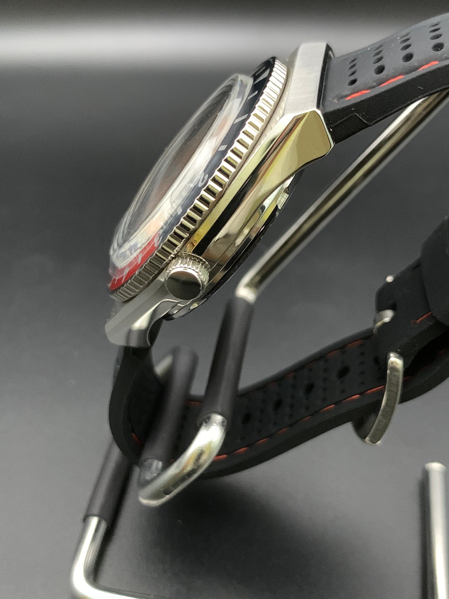 Pogue Style Retro Dive Watch. Seiko NH35