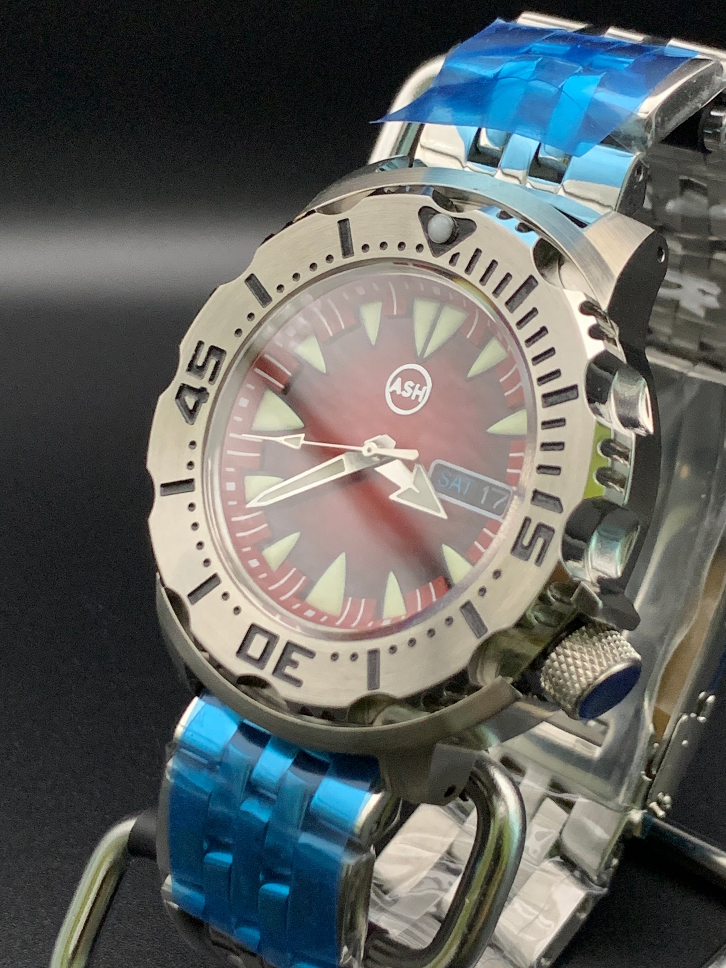 Vicious Monster Wristwatch. Seiko NH36 Automatic. Polished Bracelet.