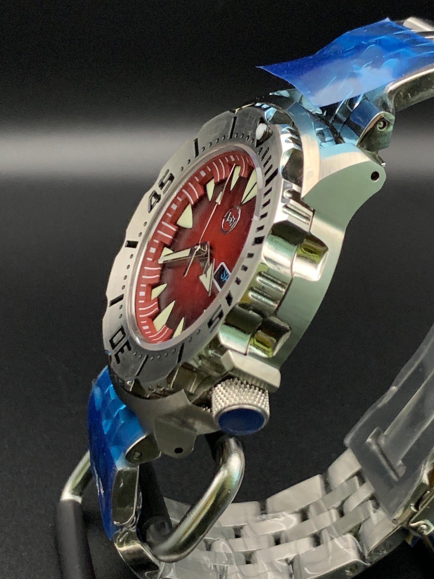 Vicious Monster Wristwatch. Seiko NH36 Automatic. Polished Bracelet.