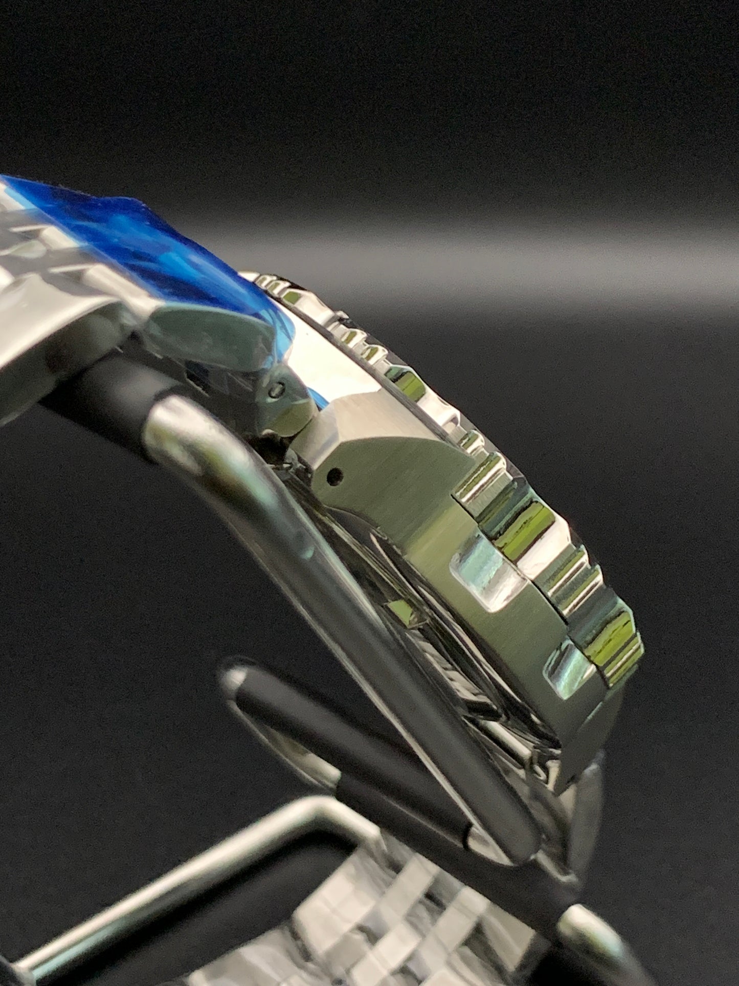 Vicious Monster Wristwatch. Seiko NH36 Automatic. Polished Bracelet.
