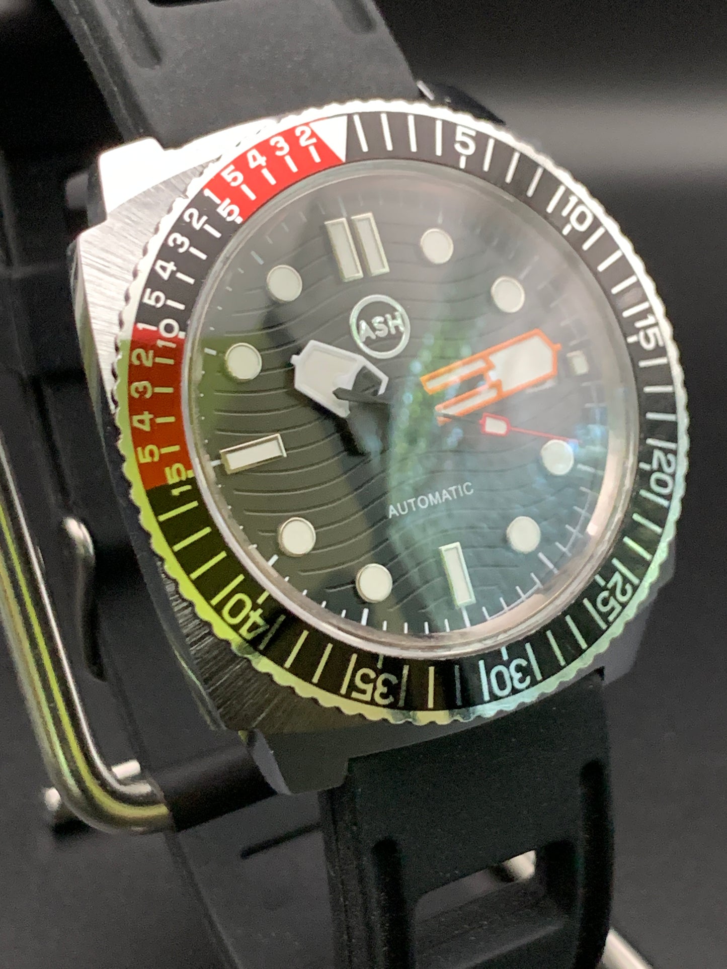NOS Vintage Cronel Swiss Dive Case Based Wristwatch.Seiko NH35 Automatic