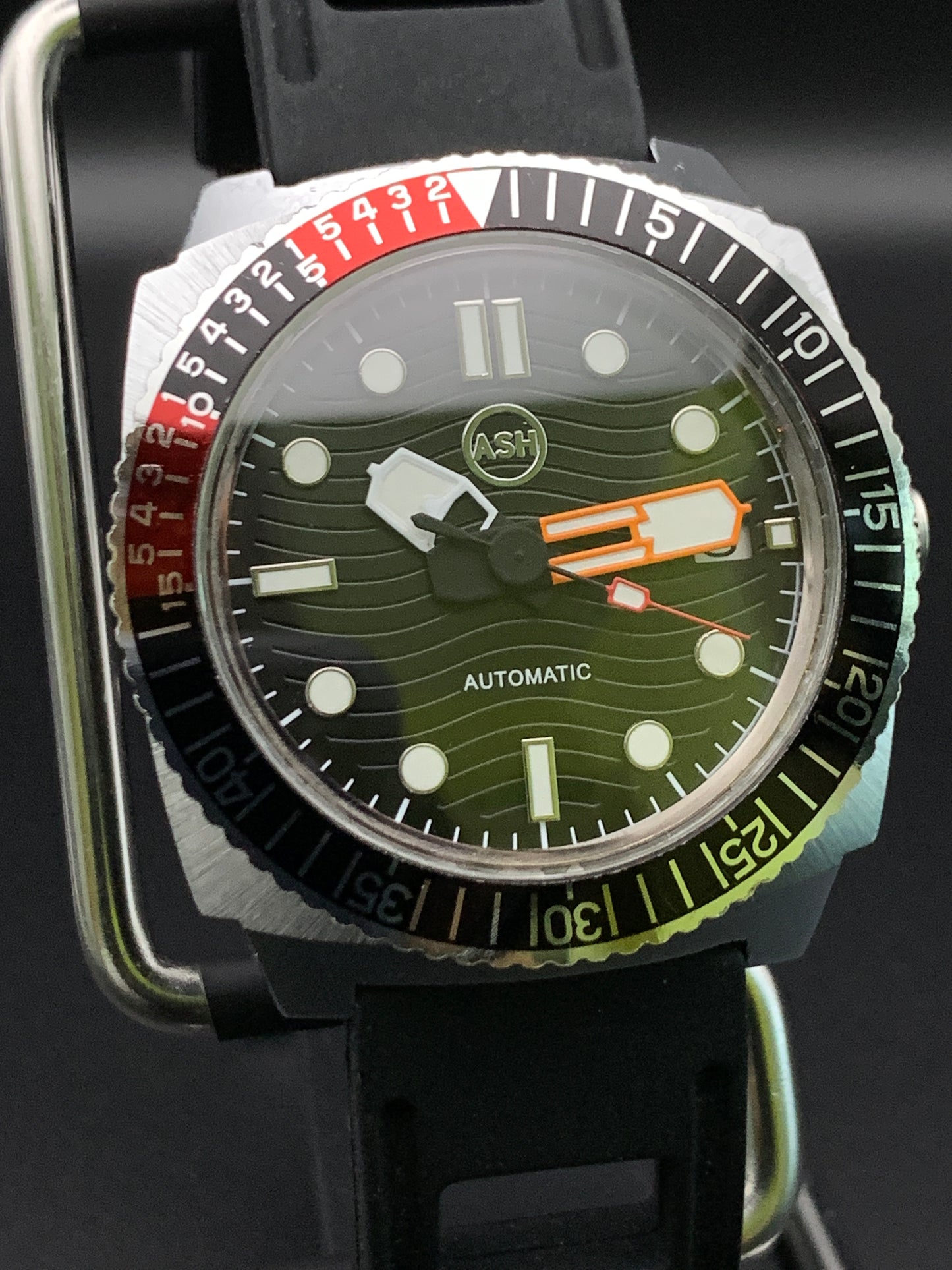 NOS Vintage Cronel Swiss Dive Case Based Wristwatch.Seiko NH35 Automatic