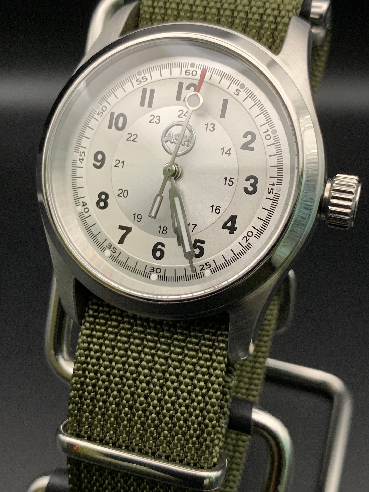 36mm Silver Sunray Field Watch. Seiko NH38 Automatic