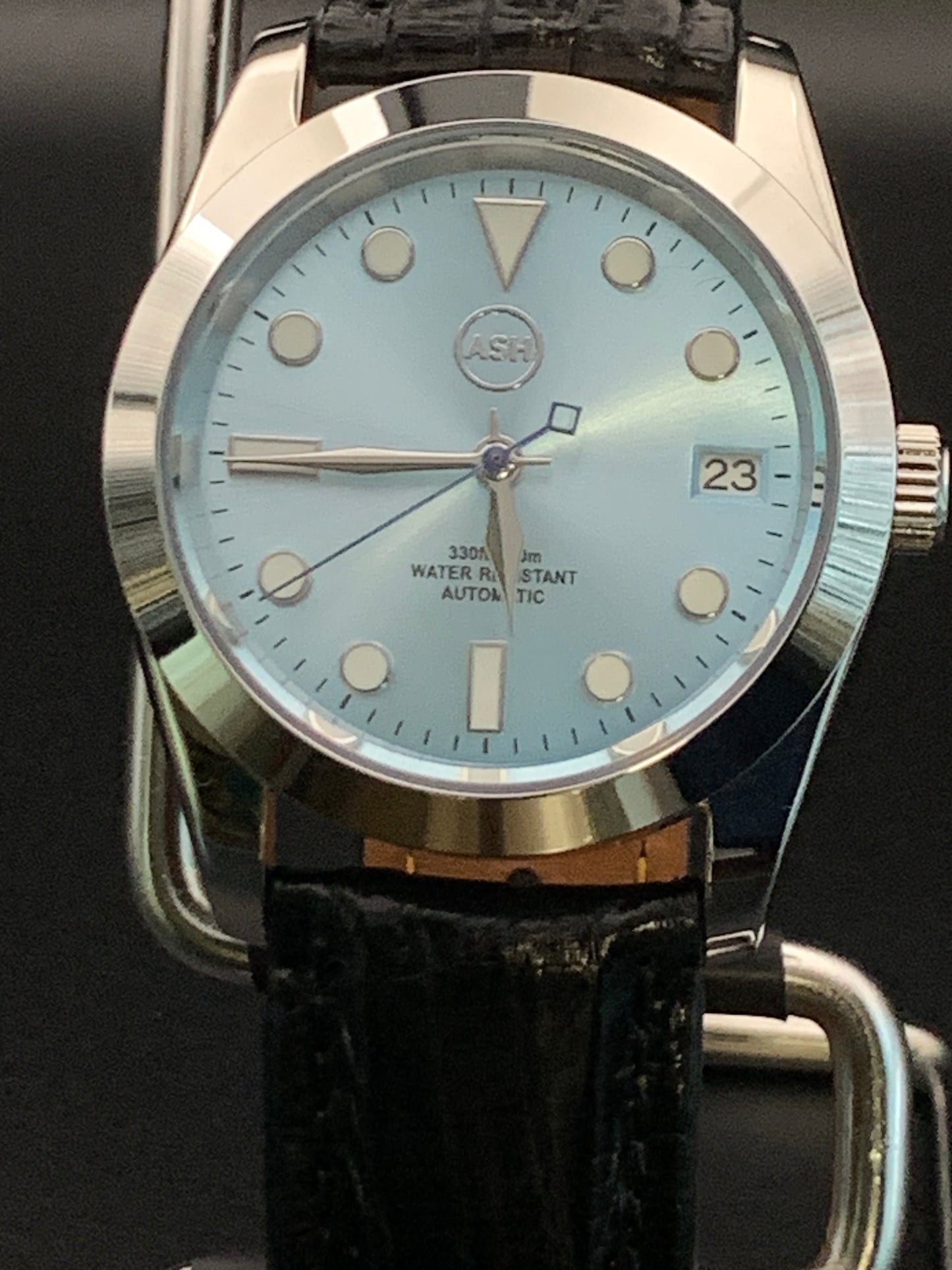 36mm Light blue sunray sport watch. Seiko NH35 Automatic.