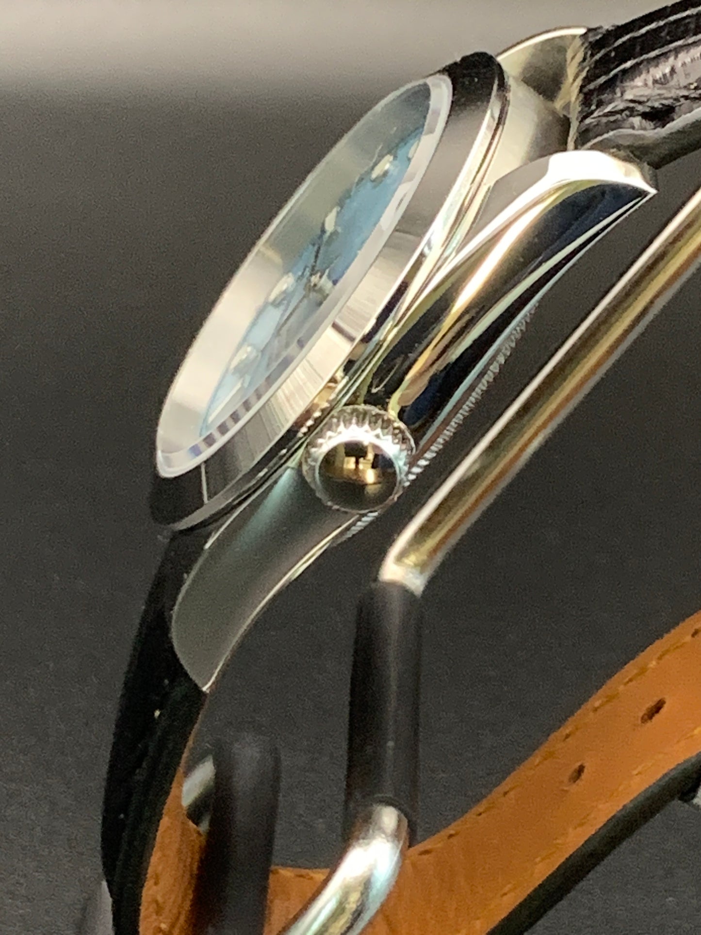 36mm Light blue sunray sport watch. Seiko NH35 Automatic.