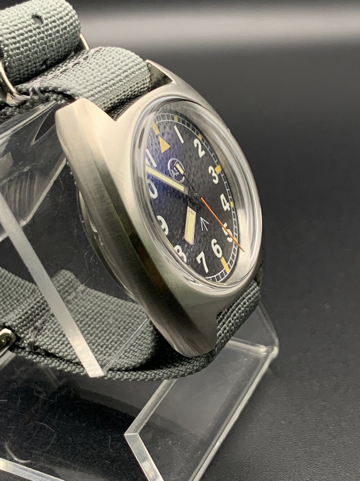 36mm Classic Aviator. Domed sapphire. Seiko NH38
