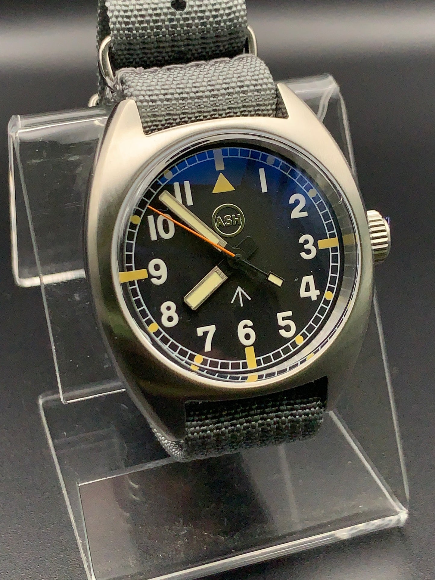 36mm Classic Aviator. Domed sapphire. Seiko NH38