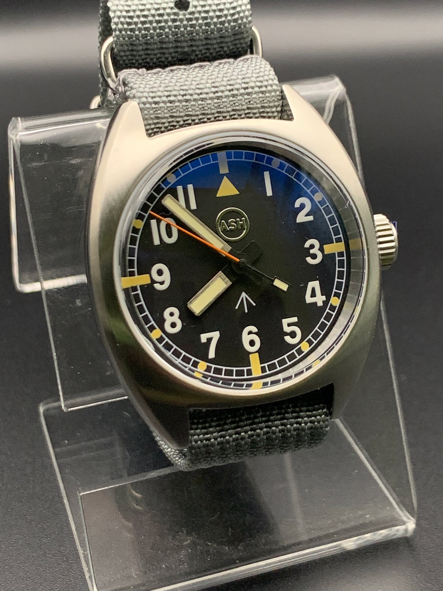 36mm Classic Aviator. Domed sapphire. Seiko NH38