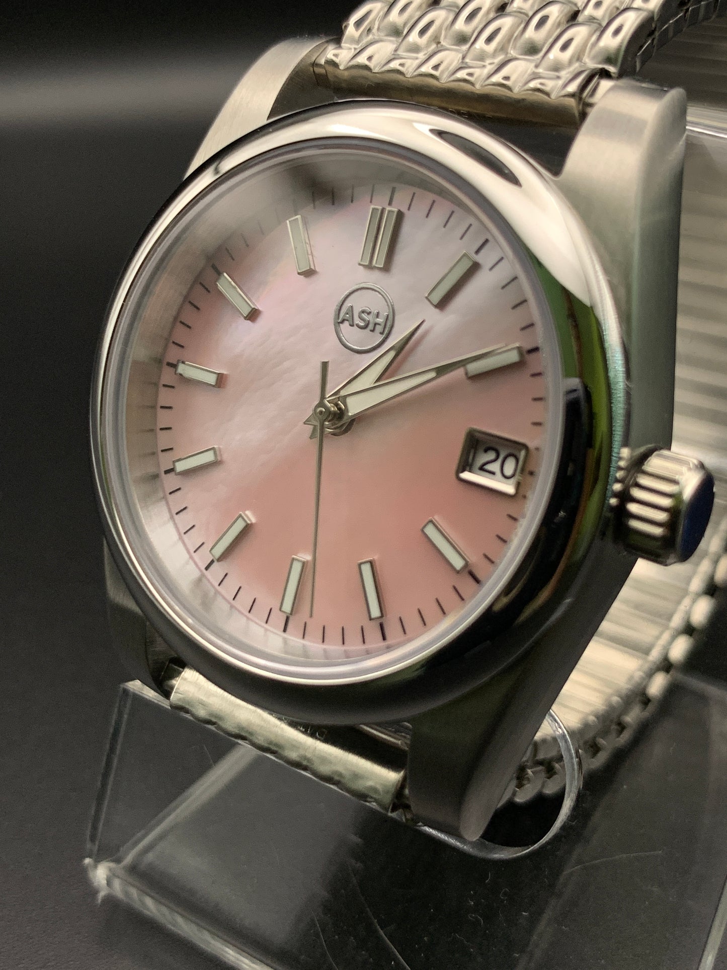 Pink Mother of Pearl 36mm dress Watch. Vintage Speidel bracelet.