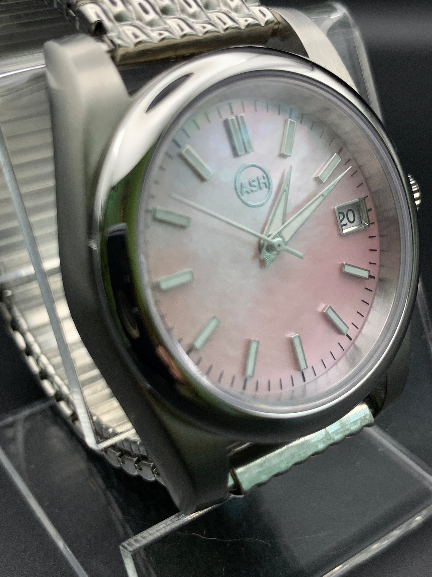 Pink Mother of Pearl 36mm dress Watch. Vintage Speidel bracelet.
