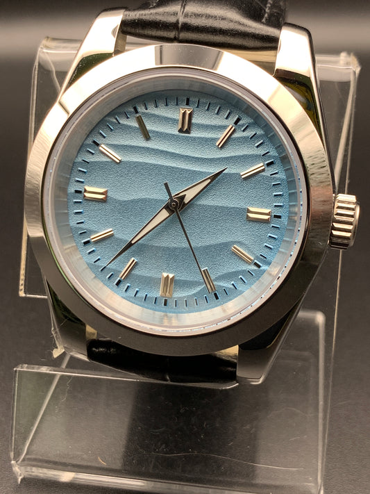 Blue Dunes. 39mm Stainless steel case. Sapphire crystal. NH38 automatic.