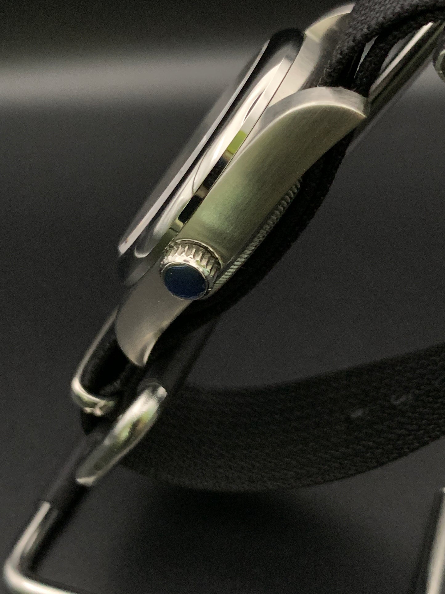 Silver sunray and black field watch. 36mm. Sapphire crystal. Seiko NH38.