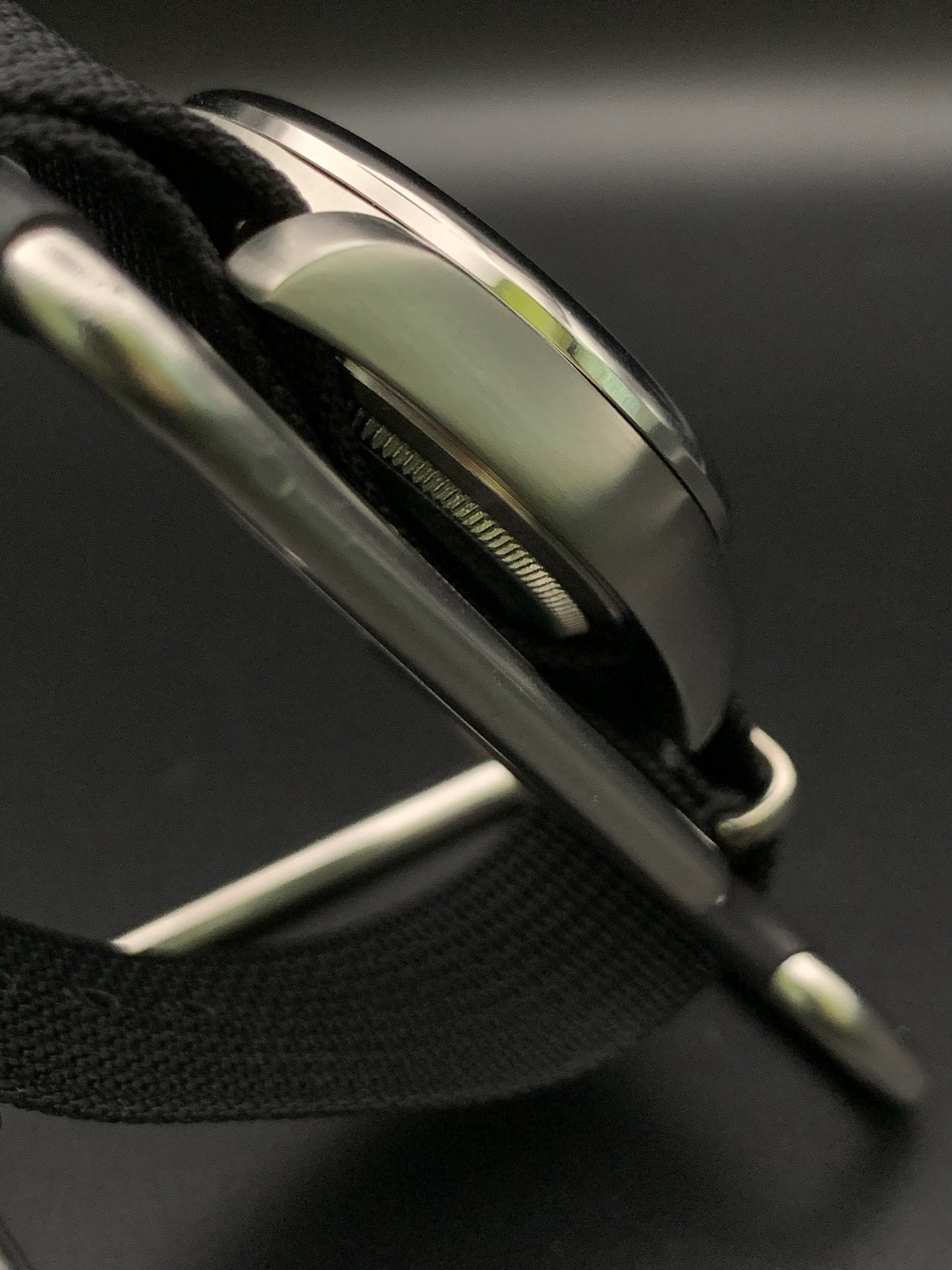 Silver sunray and black field watch. 36mm. Sapphire crystal. Seiko NH38.
