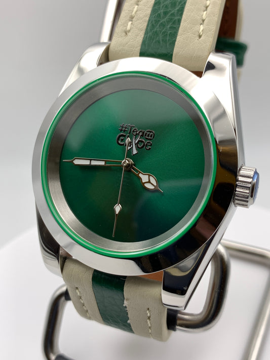 #TeamChloe - Two. 39mm Stainless steel. Sapphire crystal. Seiko NH38.