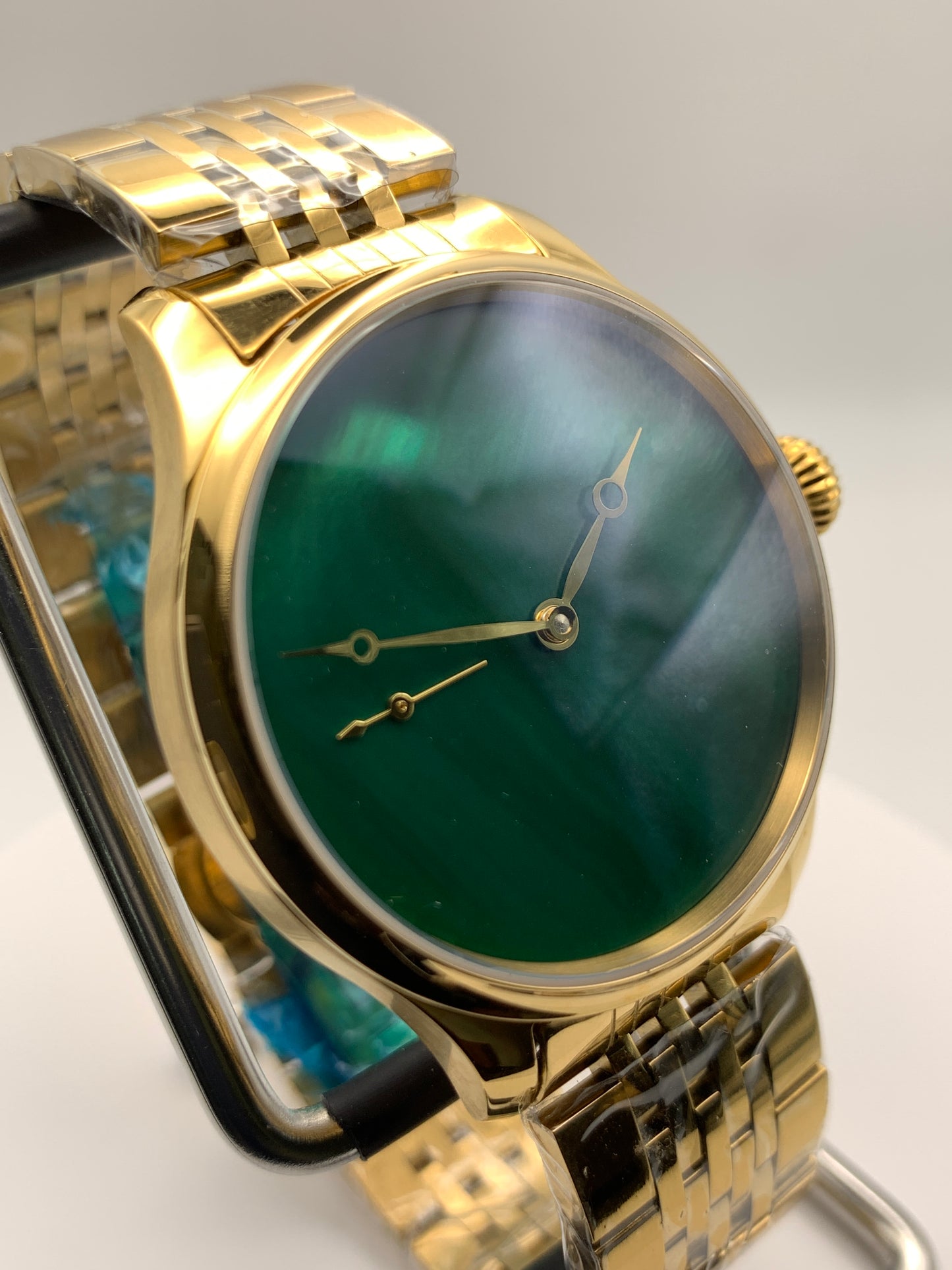 Spring Island. 41mm 18k plated stainless steel case. Sapphire crystal